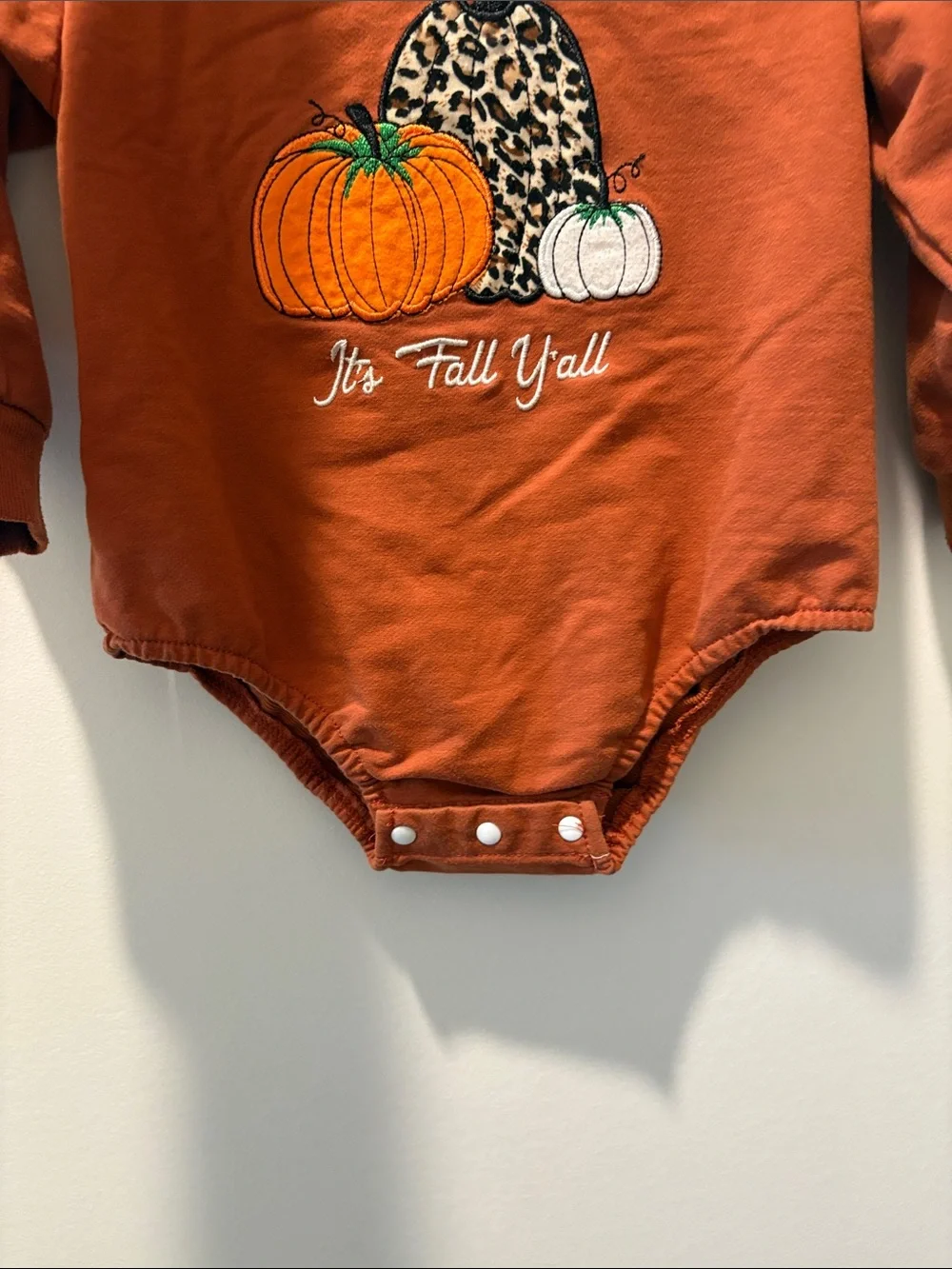 Orange Long-Sleeve Pumpkin Graphic Baby Bodysuit Size 12-18 months